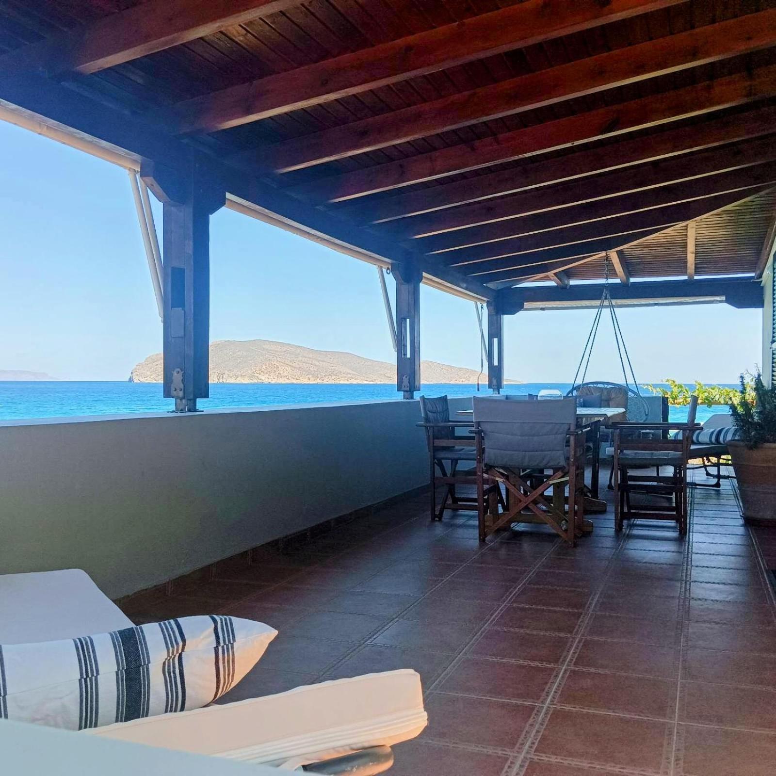 Tholos Alexandra'S Beachfront House Kavoúsion Eksteriør billede