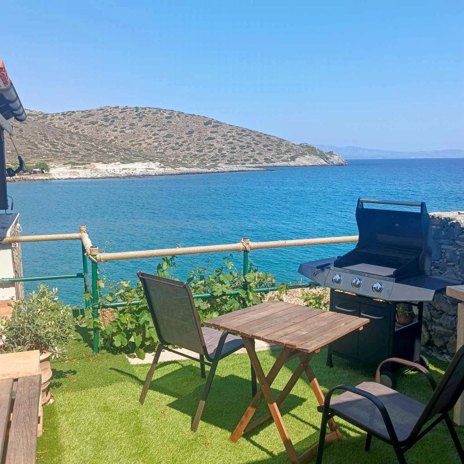 Tholos Alexandra'S Beachfront House Kavoúsion Eksteriør billede