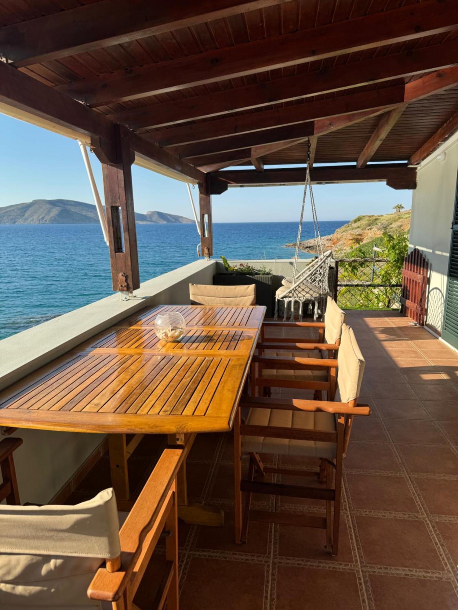 Tholos Alexandra'S Beachfront House Kavoúsion Eksteriør billede